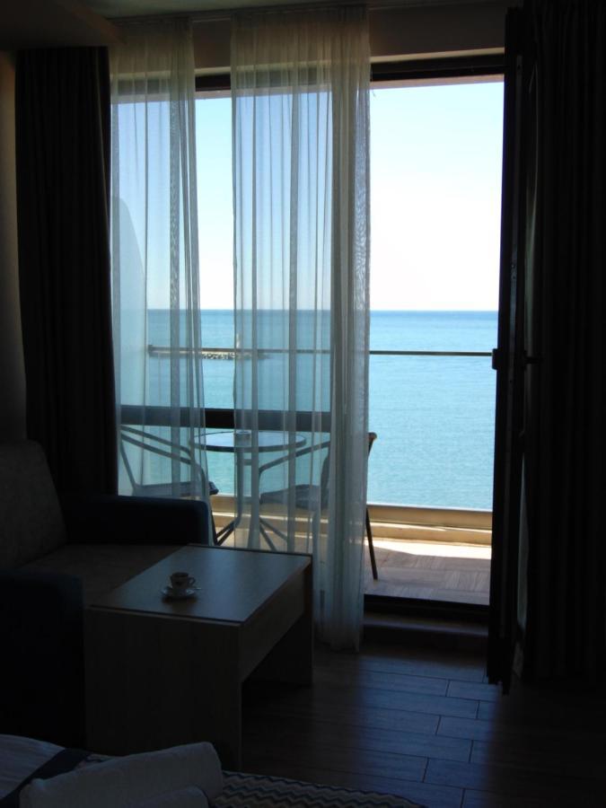 Royal Grand Hotel And Spa Kavarna Dış mekan fotoğraf