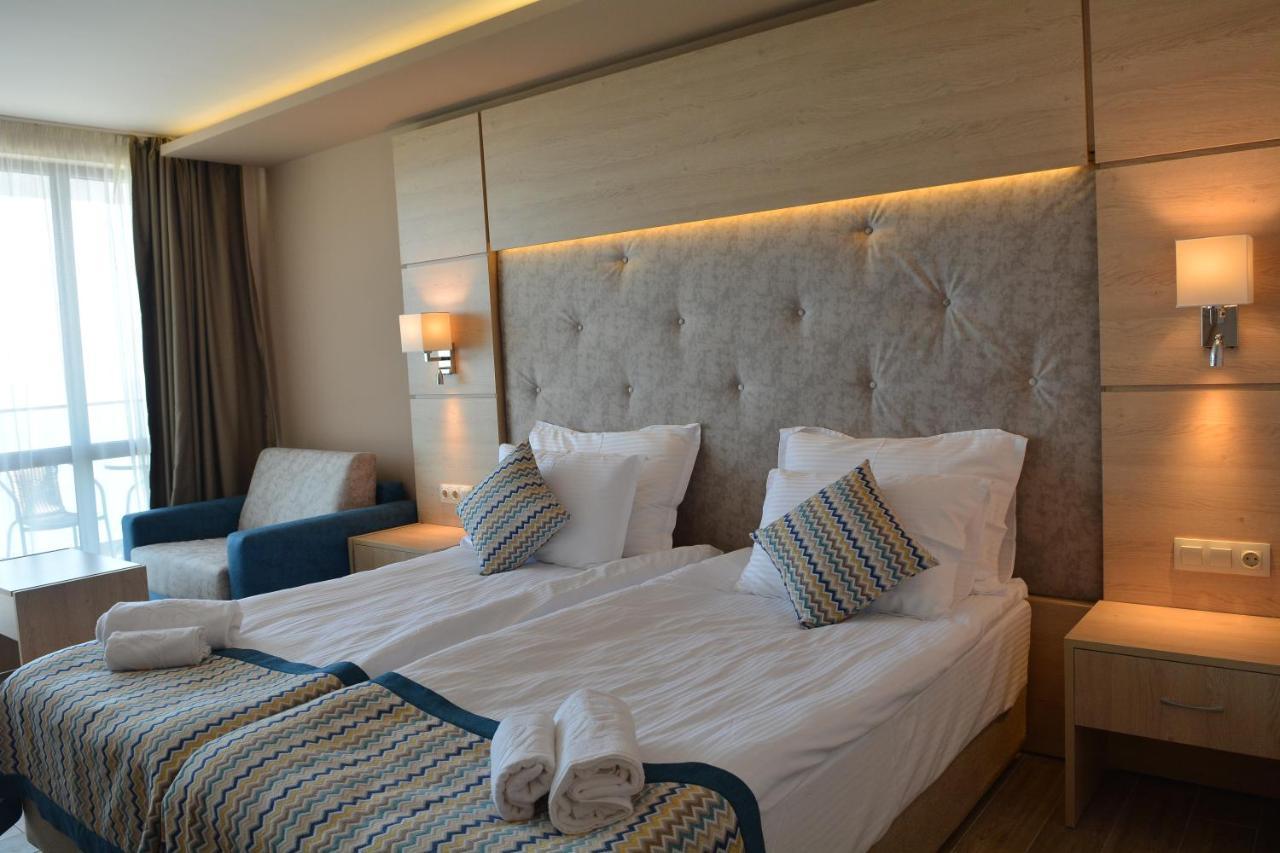 Royal Grand Hotel And Spa Kavarna Dış mekan fotoğraf
