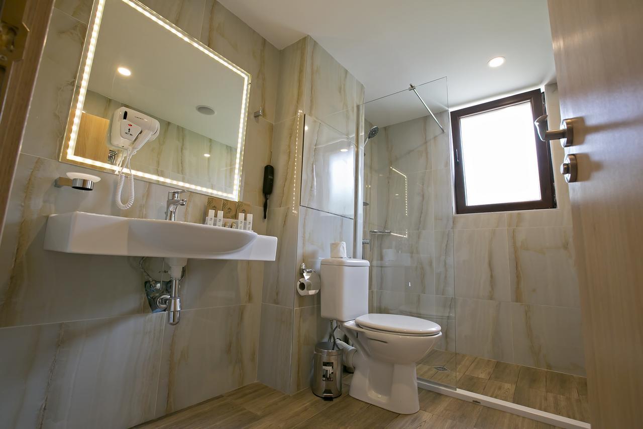 Royal Grand Hotel And Spa Kavarna Dış mekan fotoğraf