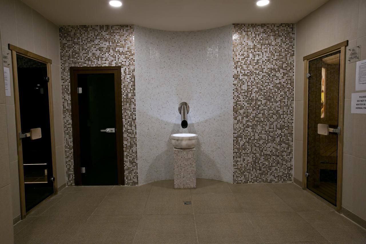 Royal Grand Hotel And Spa Kavarna Dış mekan fotoğraf