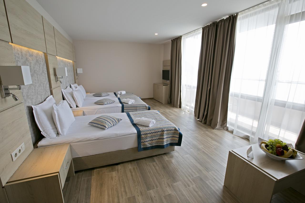Royal Grand Hotel And Spa Kavarna Dış mekan fotoğraf